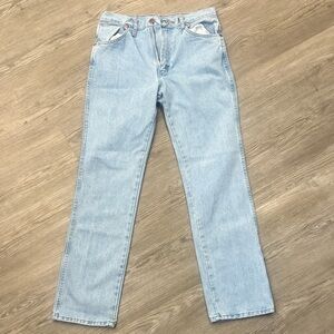 Men’s Cowboy cut wrangler jeans